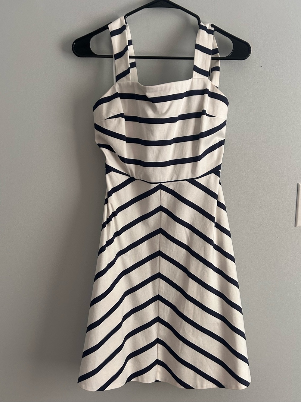 Draper James Navy Stripe Fit & Flare Dress Size 4 Classic Preppy